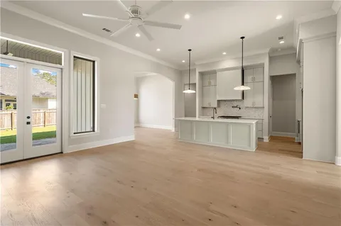 $715,000 | 4237 Cypress Point Drive, Covington, LA 70433