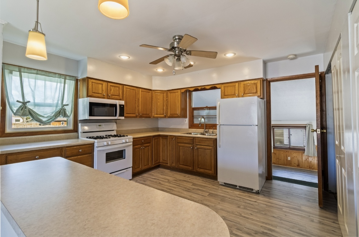 1507 Schultz Place Streator, IL 61364 - Photo 6 of 19