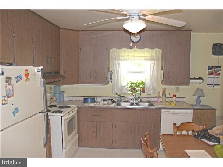2929 Duncan Road Wilmington, DE 19808 - Photo 7 of 19 Kitchen