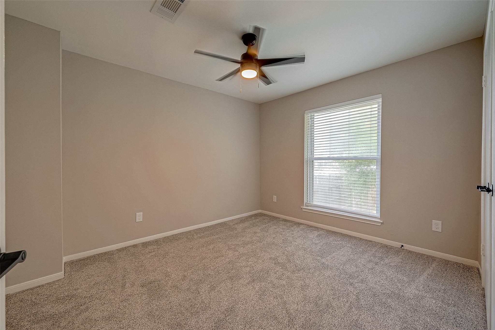 14736 Perthshire Road, Unit F Houston, TX 77079 - Photo 21 of 27
