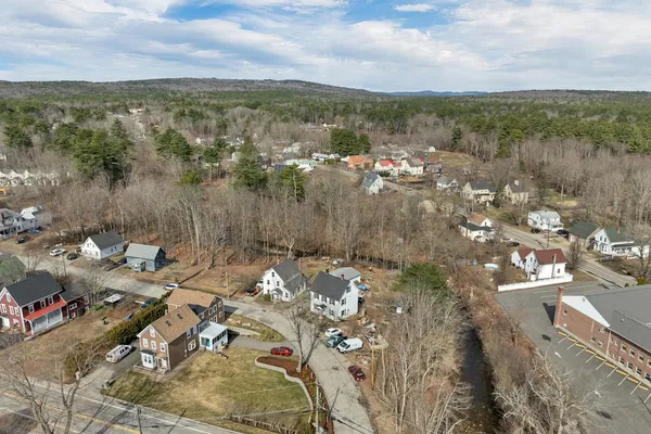 $349,999 | 7 Maple Street, Farmington, NH 03835