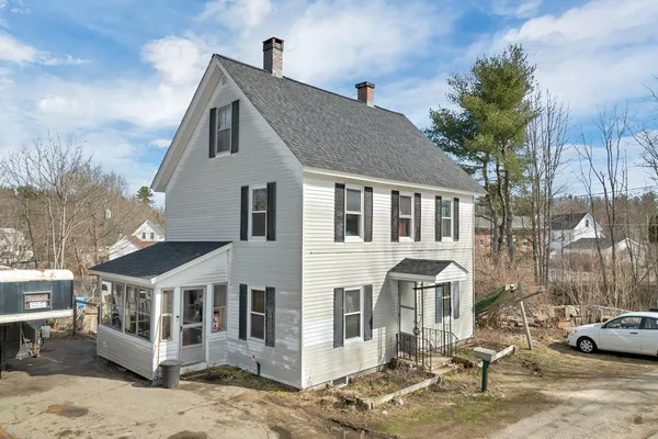 $349,999 | 7 Maple Street, Farmington, NH 03835