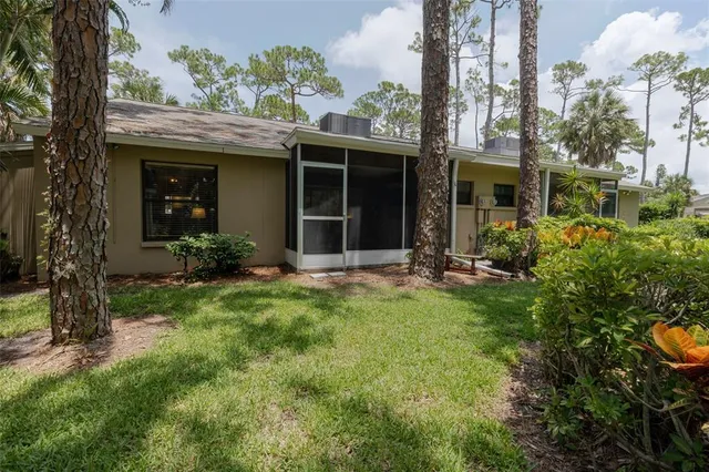 $200,000 | 4846 Village Gardens Drive, Sarasota, FL 34234