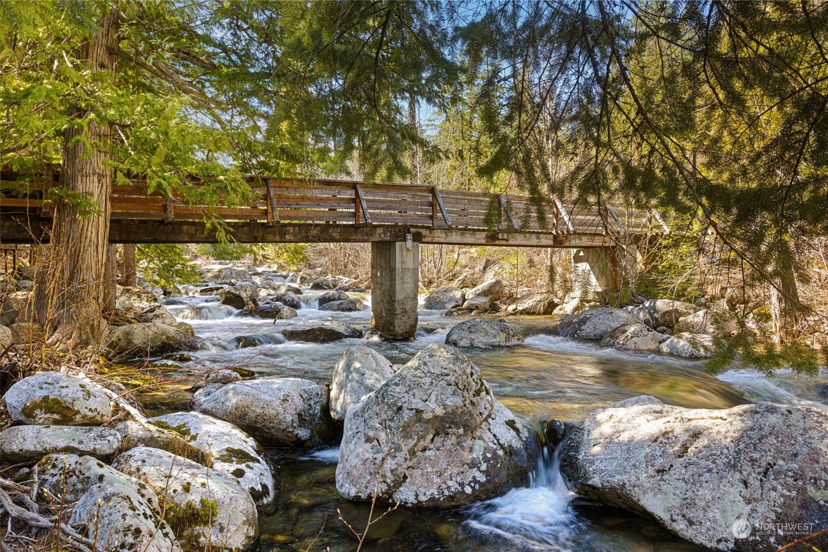 7060 Icicle Road Leavenworth, WA 98826 - Photo 3 of 40 Gallery Image 3