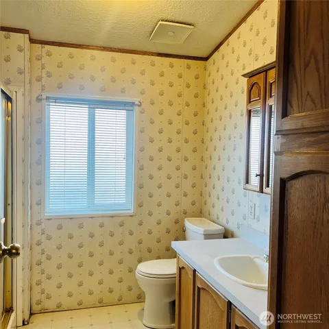 $185,000 | 369 South Kentucky Avenue, East Wenatchee, WA 98802