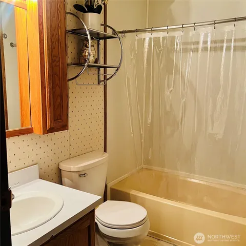 $185,000 | 369 South Kentucky Avenue, East Wenatchee, WA 98802