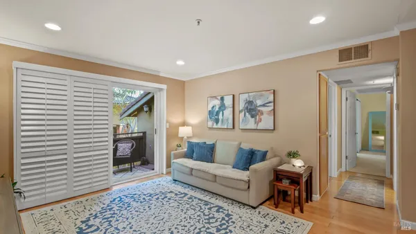 $295,000 | 630 Arcadia Drive, Vacaville, CA 95687