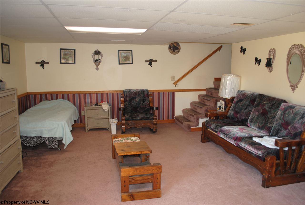 1555 Union Road Philippi, WV 26416 - Photo 5 of 16 Gallery Image 5