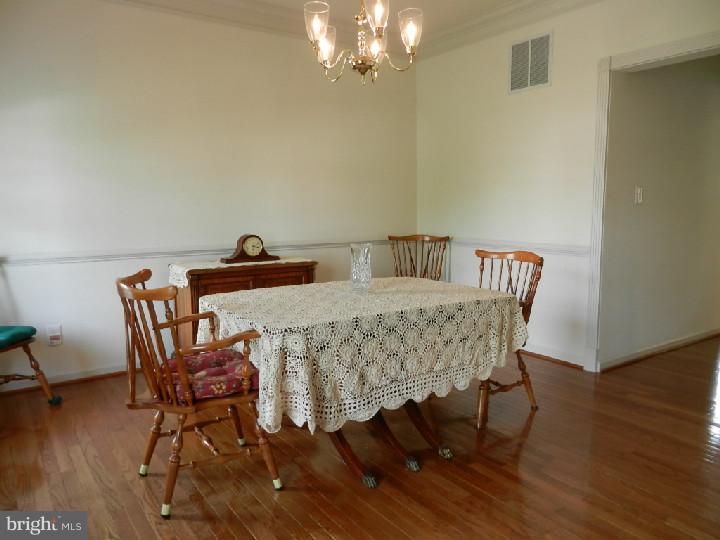 34 Brooks Road Moorestown, NJ 08057 - Photo 5 of 17 Gallery Image 5