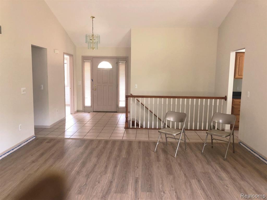 26218 Orchard Lake Road Farmington, MI 48334 - Photo 12 of 24