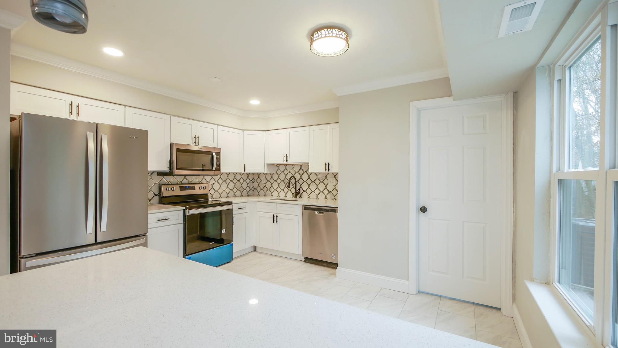 23 Sunset Drive Clementon, NJ 08021 - Photo 9 of 20 Gallery Image 9
