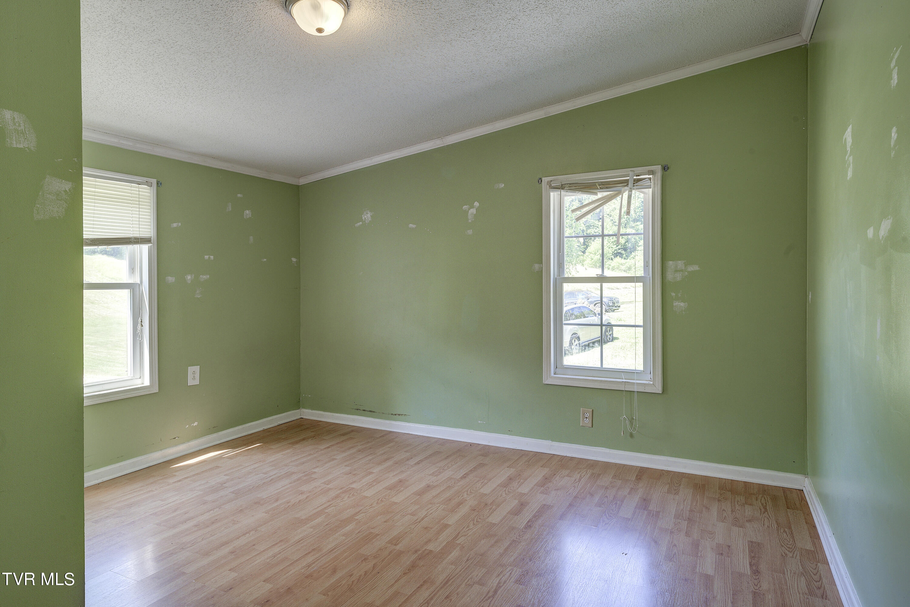382 Jenkins Hollow Road Elizabethton, TN 37643 - Photo 34 of 71 Jenkins-32
