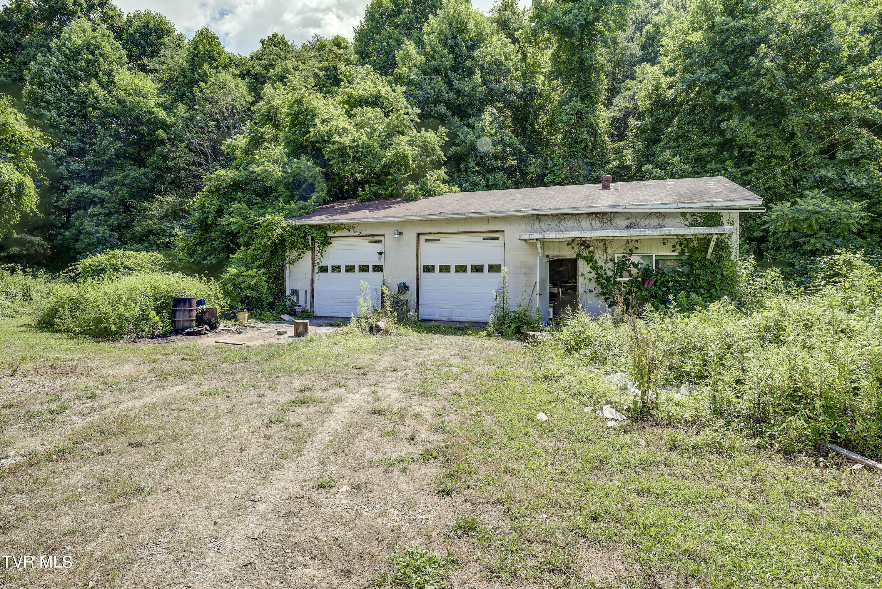 382 Jenkins Hollow Road Elizabethton, TN 37643 - Photo 50 of 71 Jenkins-48