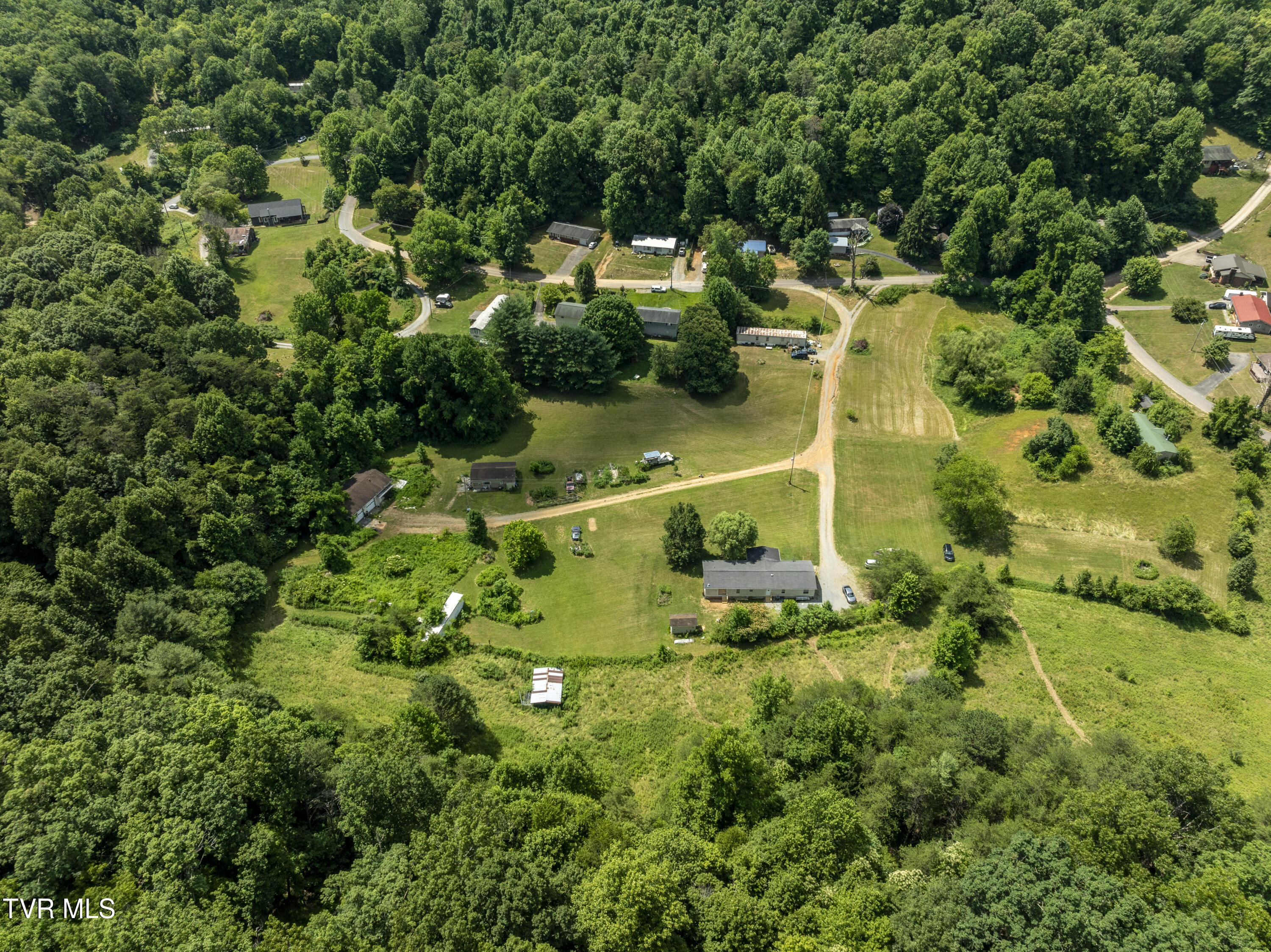 382 Jenkins Hollow Road Elizabethton, TN 37643 - Photo 68 of 71 Jenkins-aerials-15
