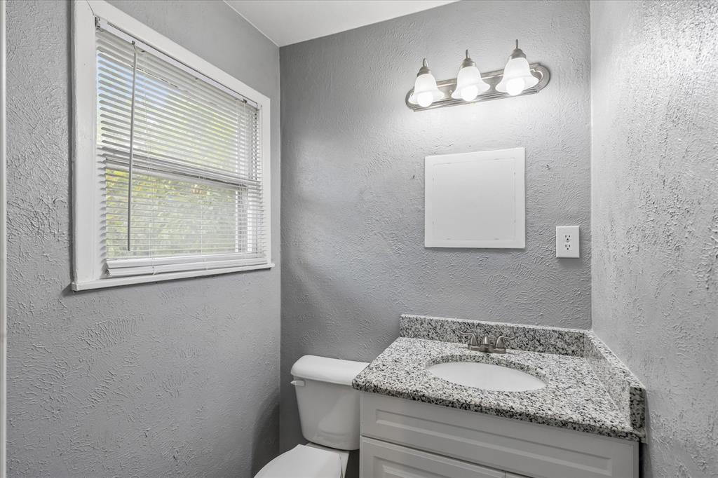 2005 Haltom Road Haltom City, TX 76117 - Photo 16 of 20 Half bath in primary