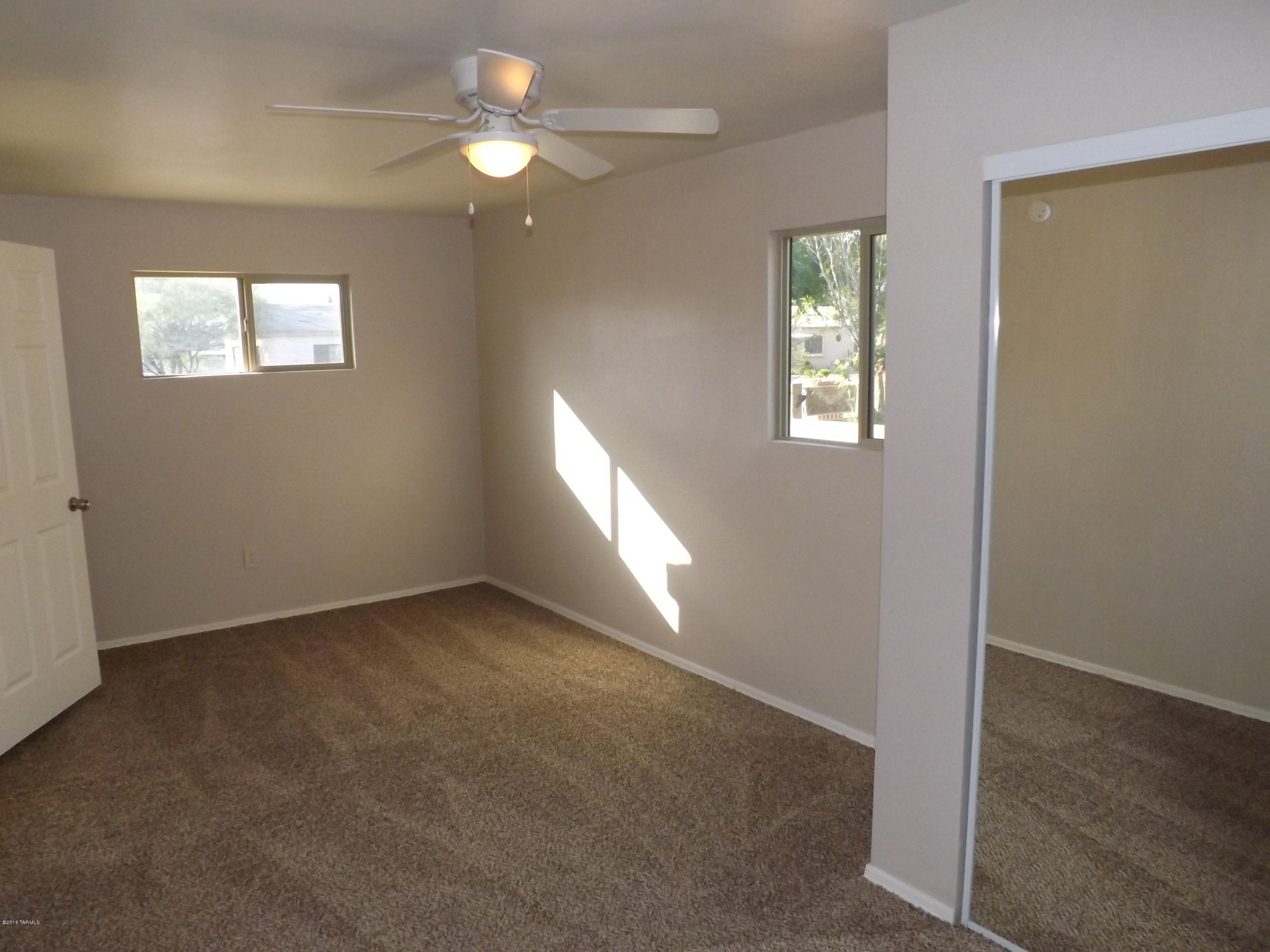 2235 South Miramonte Stravenue Tucson, AZ 85713 - Photo 17 of 34