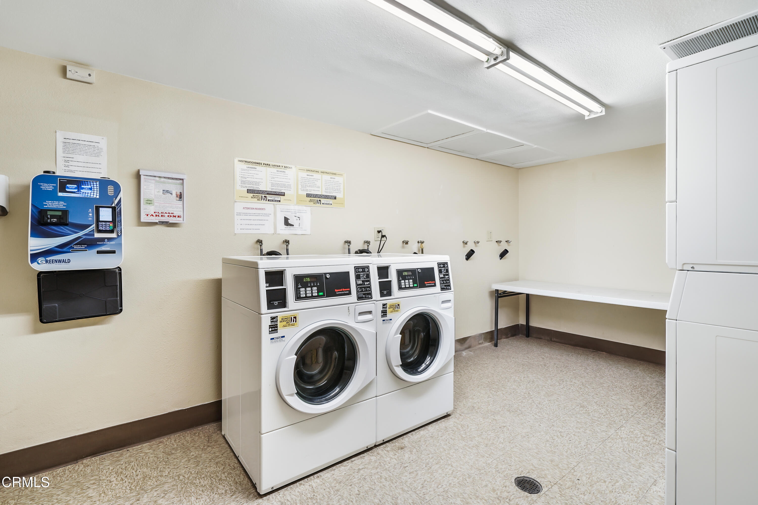 3101 Peninsula Road, Unit 107 Oxnard, CA 93035 - Photo 5 of 24 a utility room with dryer and washer