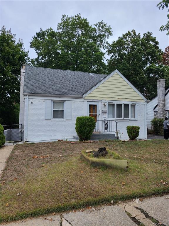 743 Macon Place, Uniondale, NY 11553 Compass