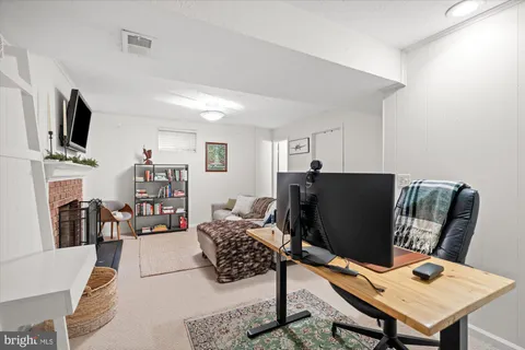 $819,900 | 912 Bernard Street, Alexandria, VA 22314