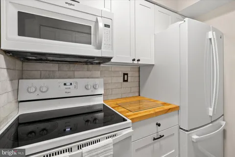$819,900 | 912 Bernard Street, Alexandria, VA 22314