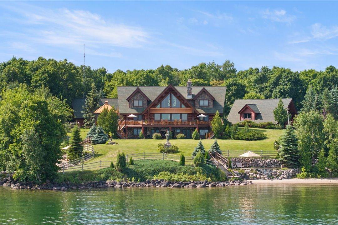 7127 Forestview Road Northwest Walker, MN 56484 - Photo 1 of 64 Gallery Image 1