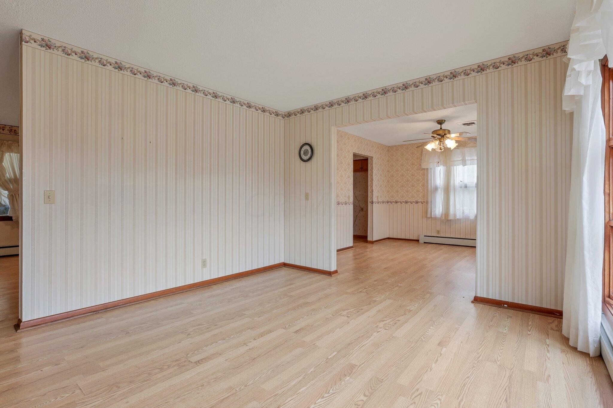 1596 Blue Jay Road Heath, OH 43056 - Photo 11 of 65 6-web-or-mls-0D3A4511