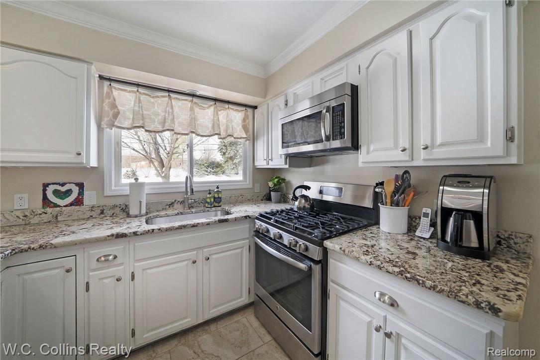 1561 Lomas Verdes Rochester, MI 48306 - Photo 15 of 37 Sample-NDP_36.jpg