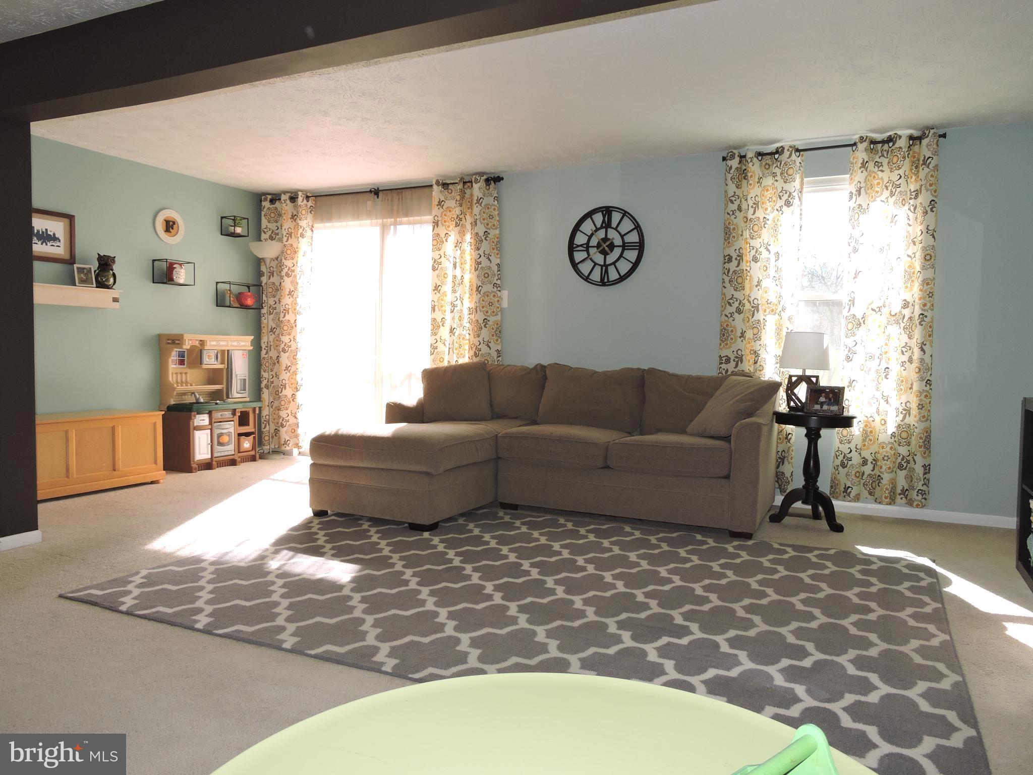 8516 Rhuddlan Road Baltimore, MD 21236 - Photo 3 of 28 Gallery Image 3