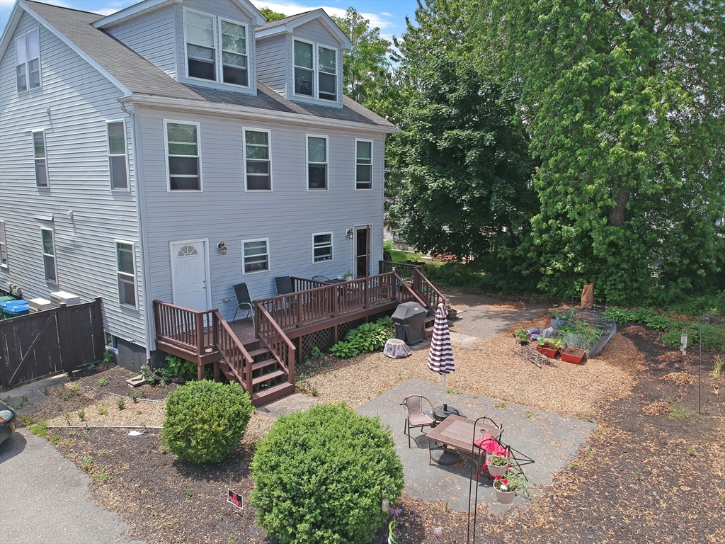 284 Riverside Avenue, Unit 1 Medford, MA 02155 - Photo 24 of 31