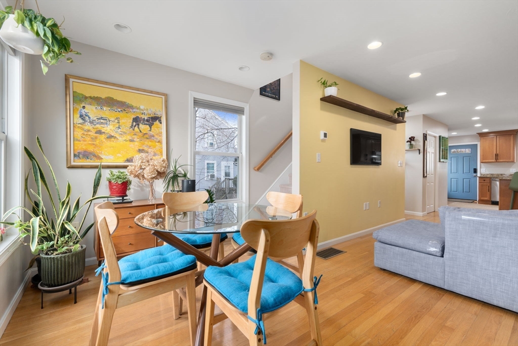 284 Riverside Avenue, Unit 1 Medford, MA 02155 - Photo 8 of 31