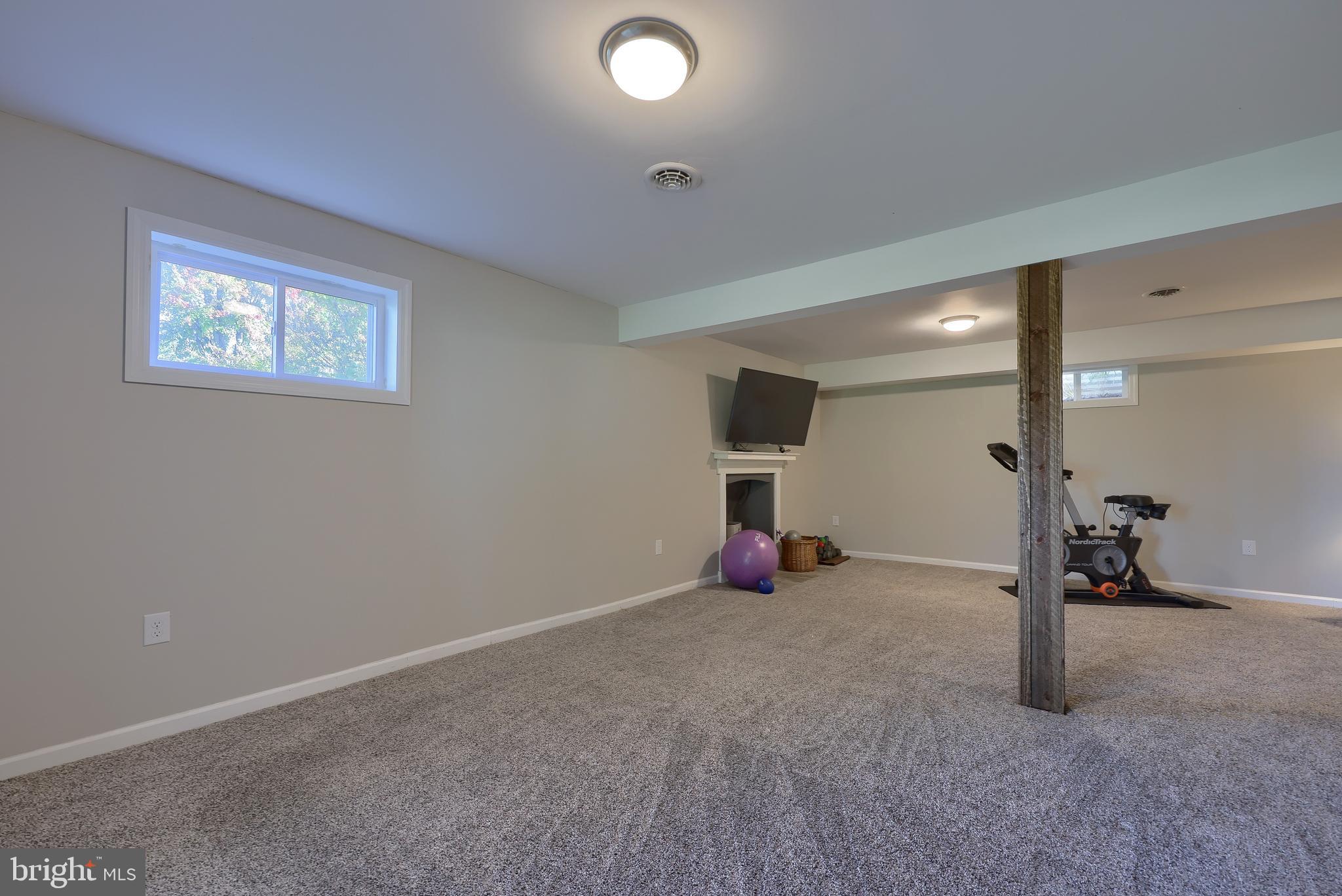 557 Chestnut Hill Road York, PA 17402 - Photo 25 of 37