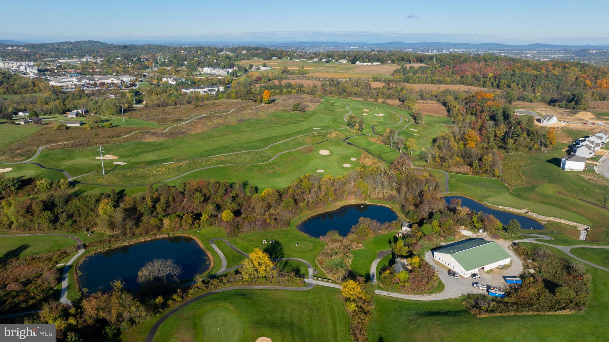 557 Chestnut Hill Road York, PA 17402 - Photo 6 of 37