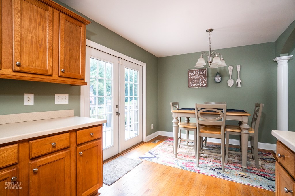 121 Gordon Road Gray, GA 31032 - Photo 14 of 32 a dining room with granite countertop furniture and a window