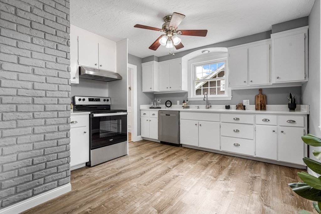 75 Greaton Road Boston, MA 02132 - Photo 8 of 35 Gallery Image 8