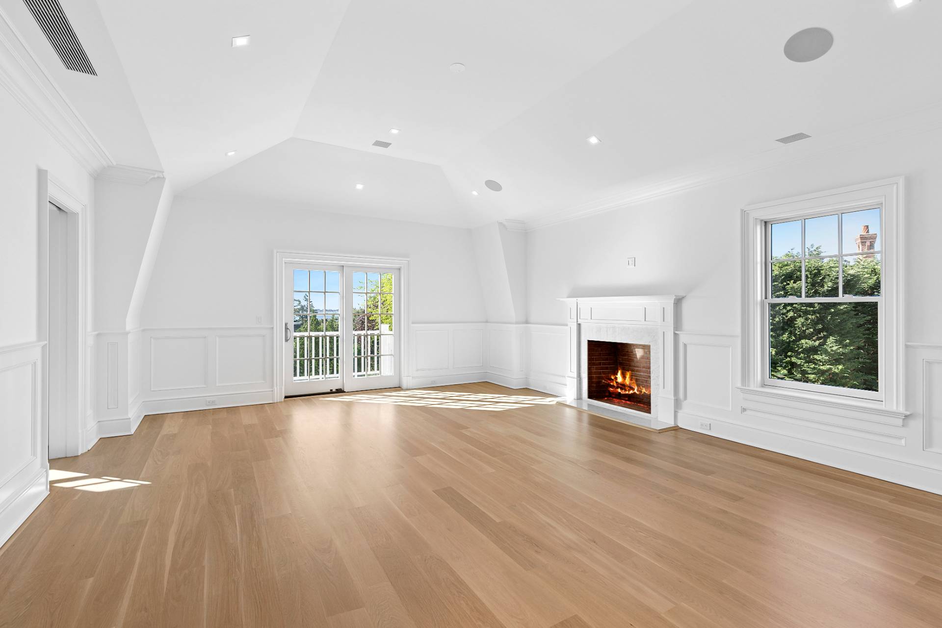 44 Club Lane Remsenburg, NY 11960 - Photo 13 of 32 Gallery Image 13