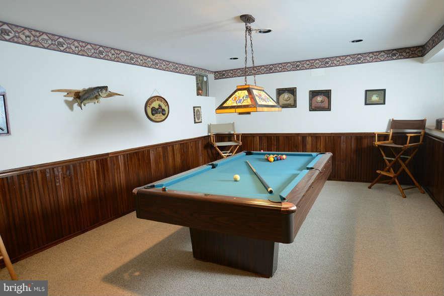 20009 Hickman Way Poolesville, MD 20837 - Photo 22 of 30 Basement