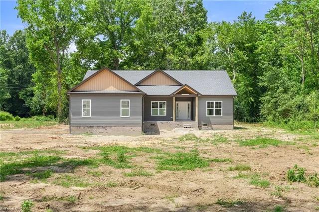 Corvette Lane, Walkertown, NC 27051