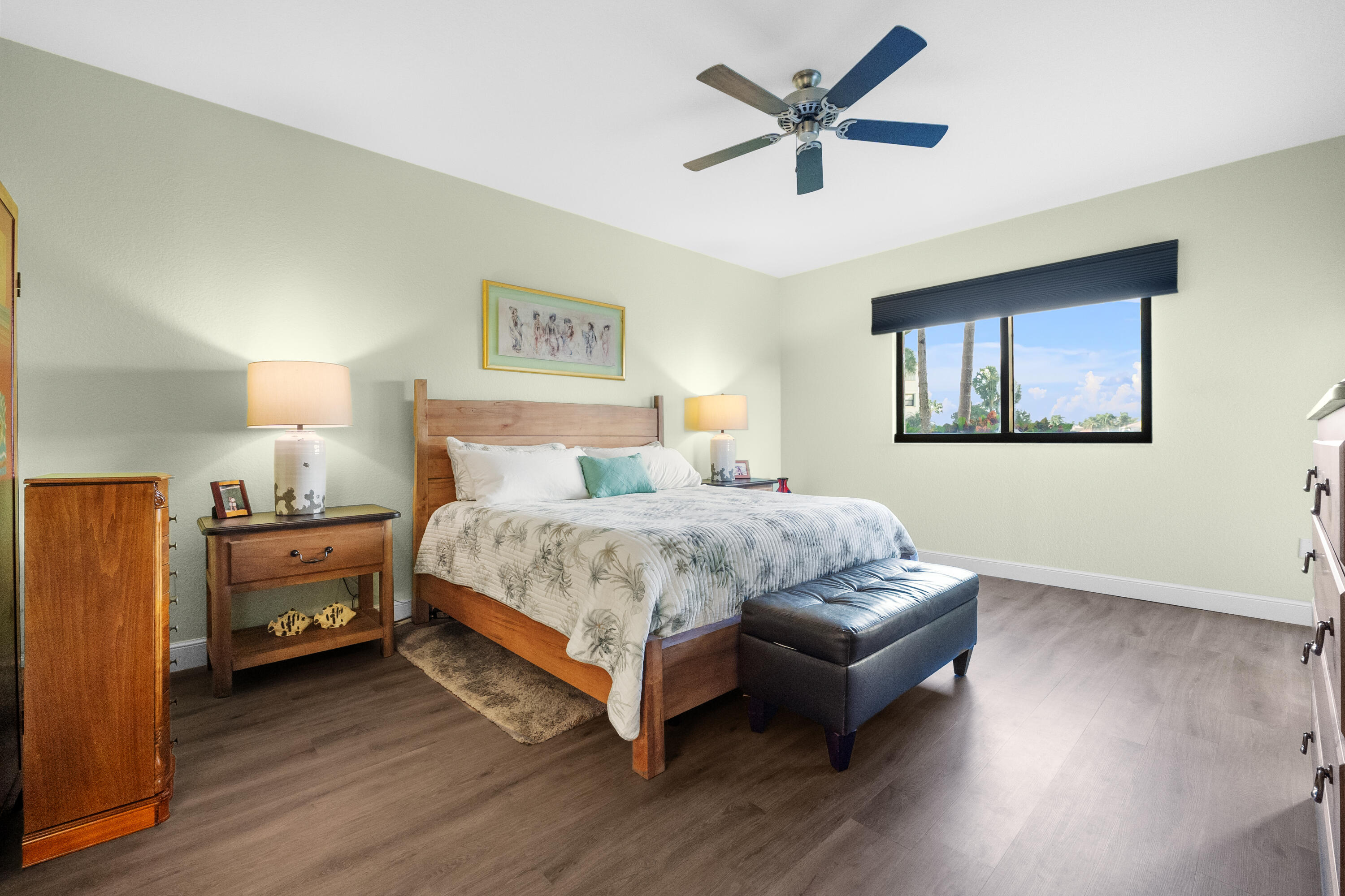 370 Golfview Road, Unit 104 North Palm Beach, FL 33408 - Photo 20 of 28 Main bedroom