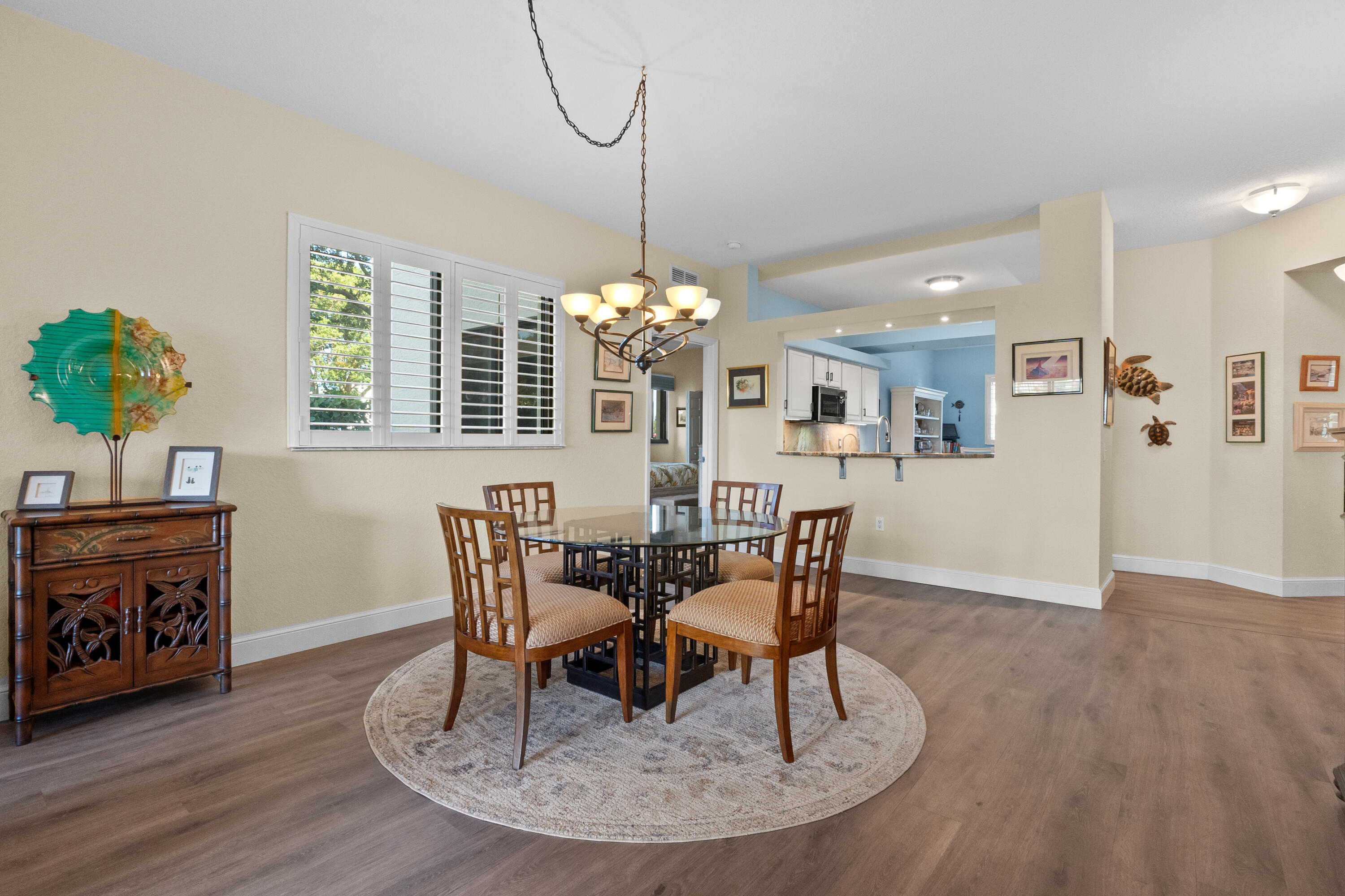 370 Golfview Road, Unit 104 North Palm Beach, FL 33408 - Photo 6 of 28 Dining