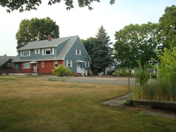 189 Rock Island Road Quincy, MA 02169 - Photo 5 of 30 Gallery Image 5