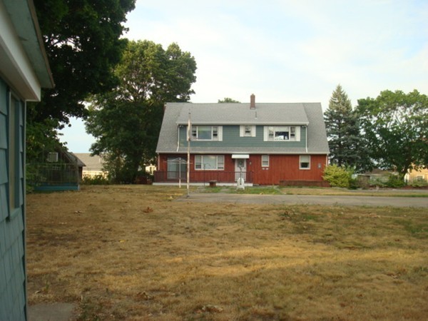 189 Rock Island Road Quincy, MA 02169 - Photo 6 of 30 Gallery Image 6
