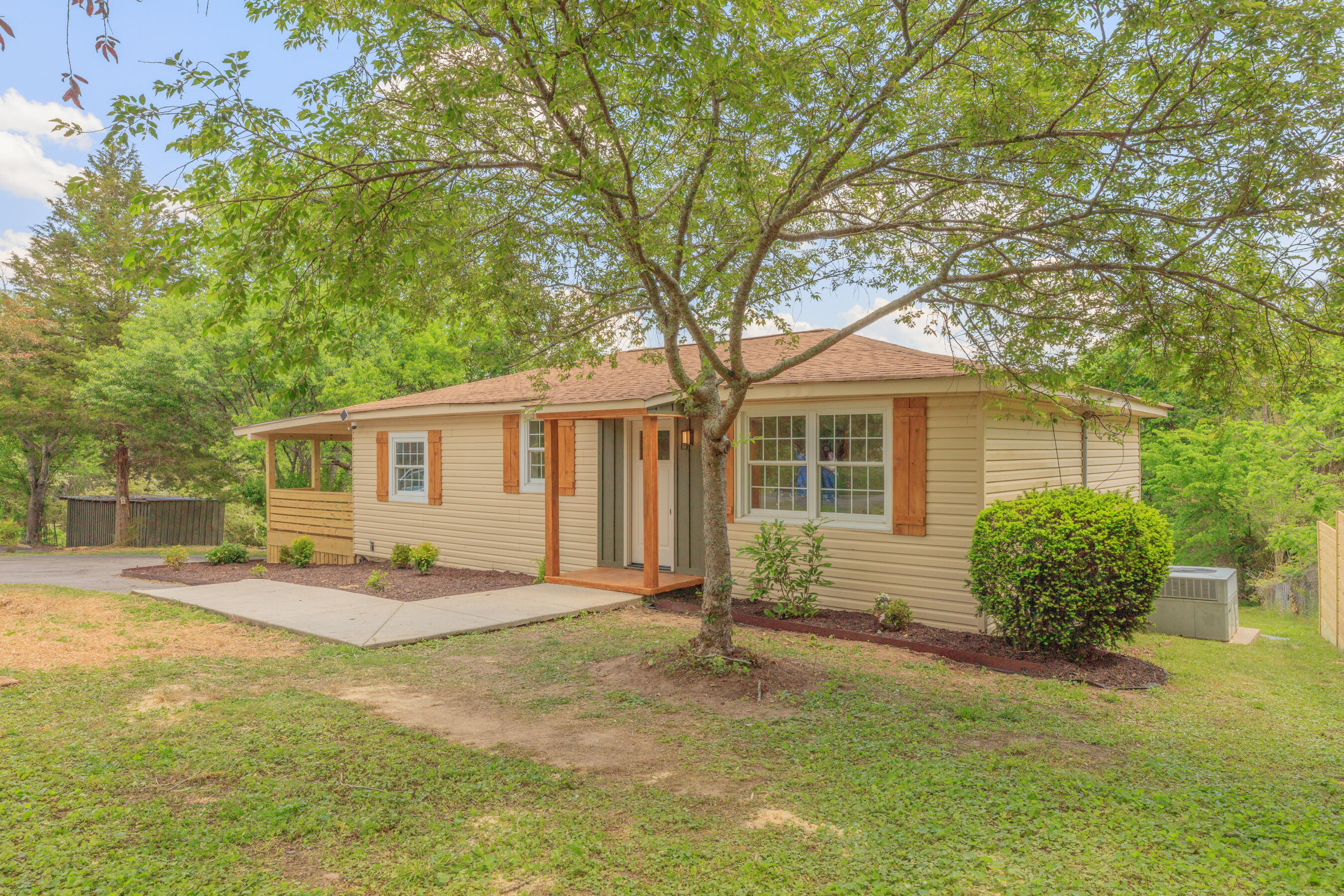 612 W. Garden HD-35