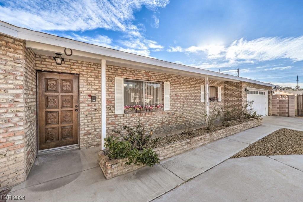 3080 Westwind Road Las Vegas, NV 89146 - Photo 2 of 53 Gallery Image 2