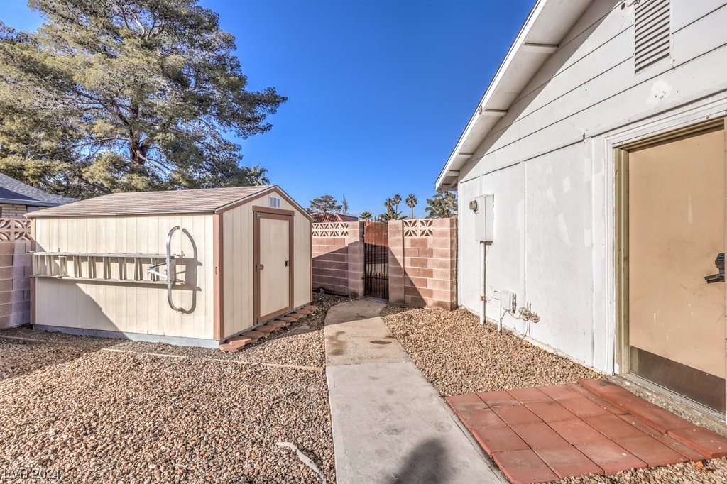3080 Westwind Road Las Vegas, NV 89146 - Photo 40 of 53 Gallery Image 40