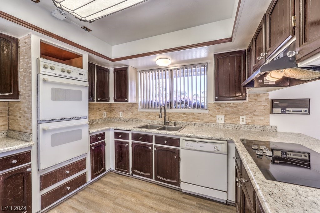3080 Westwind Road Las Vegas, NV 89146 - Photo 10 of 53 Gallery Image 10