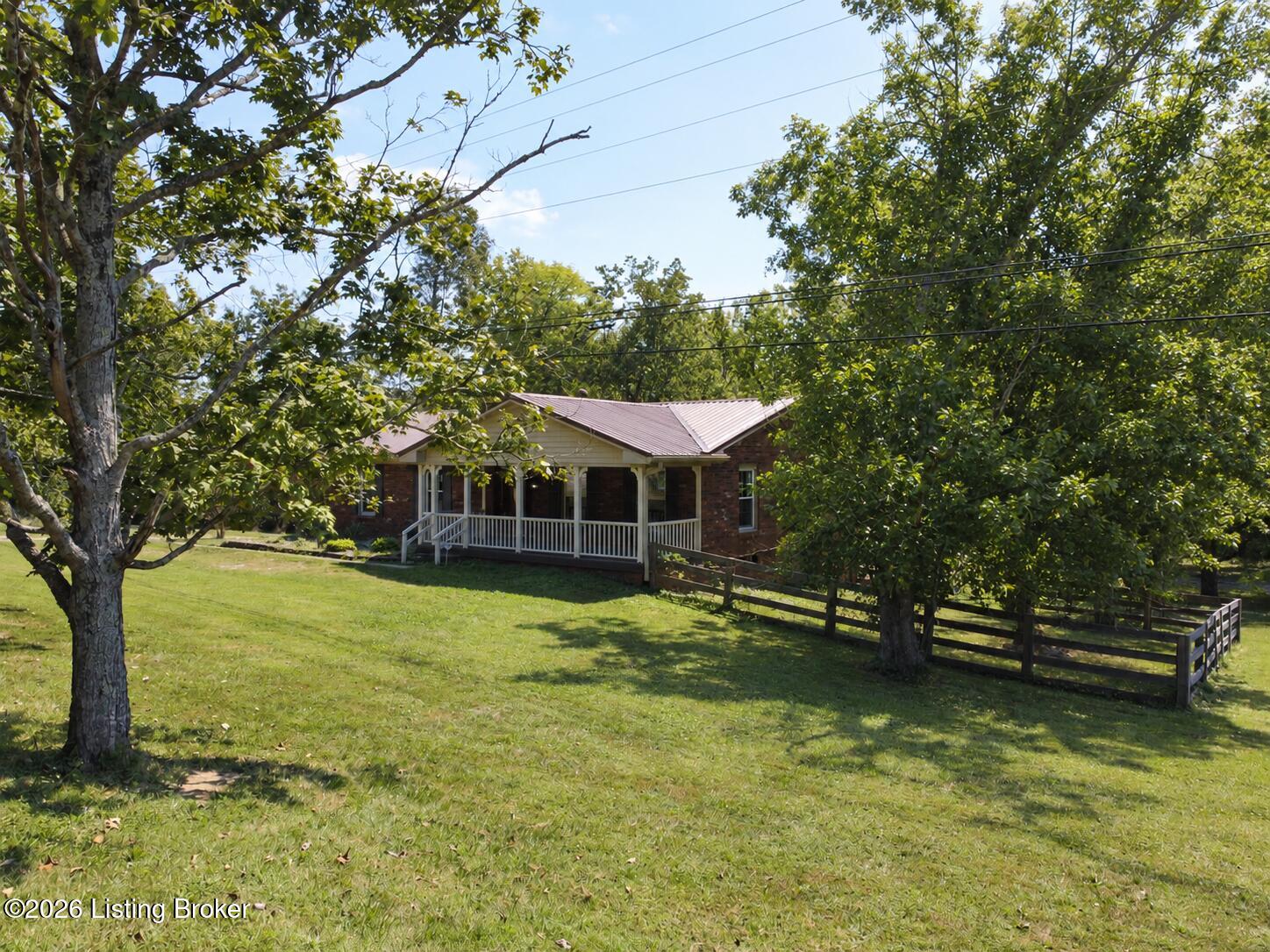 10700 Back Run Road Louisville, KY 40299 - Photo 3 of 55 sideview