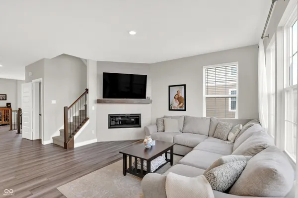 $410,000 | 6956 Sunstone Place, Carmel, IN 46033