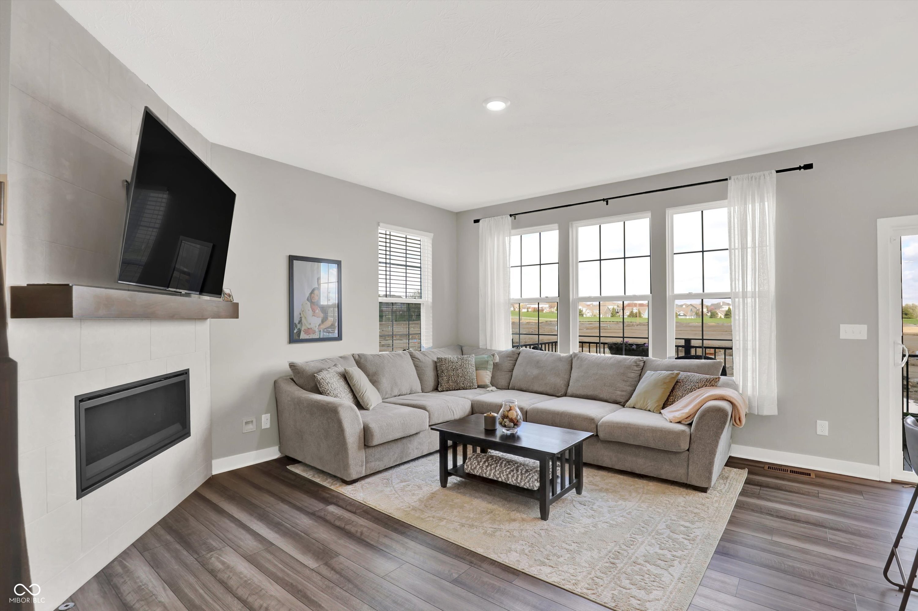 6956 Sunstone Place Carmel, IN 46033 - Photo 5 of 29