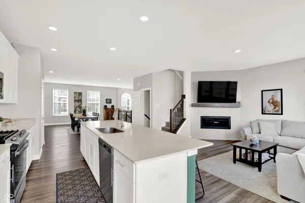 $410,000 | 6956 Sunstone Place, Carmel, IN 46033