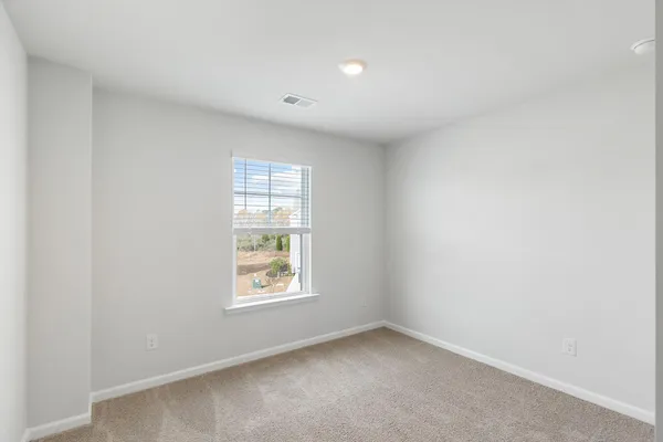 $342,880 | 333 Bluebell Way, Moncks Corner, SC 29461